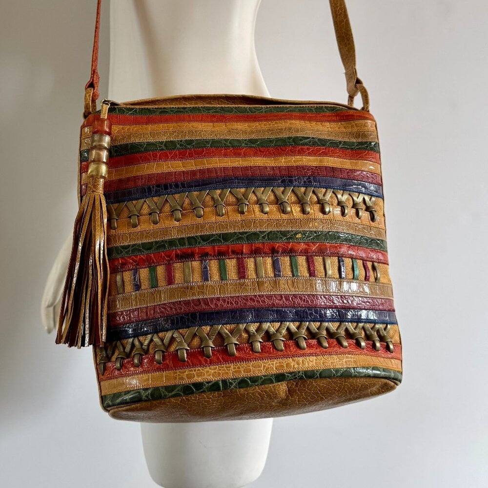 A Vintage SHARIF Designer Leather Purse